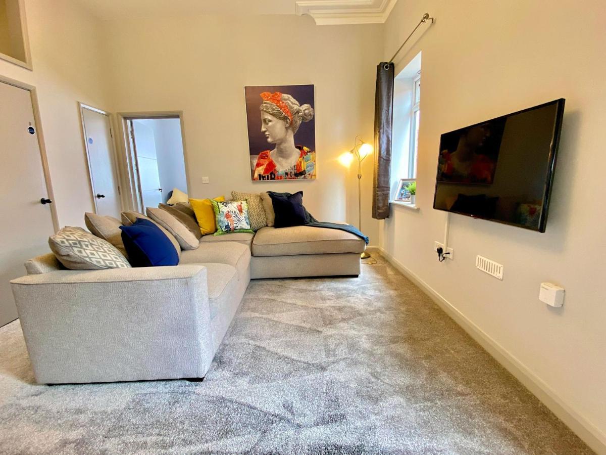 Beautiful Apartment - 5 Minute Walk To The Best Beach! - Great Location - Parking - Fast Wifi - Smart Tv - Newly Decorated - Sleeps Up To 4! Close To Bournemouth & Poole Town Centre Exteriér fotografie
